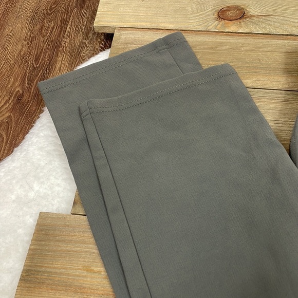 Wilfred Free Aritzia Sage Olive Green Straight Leg Pants - Picture 3 of 5